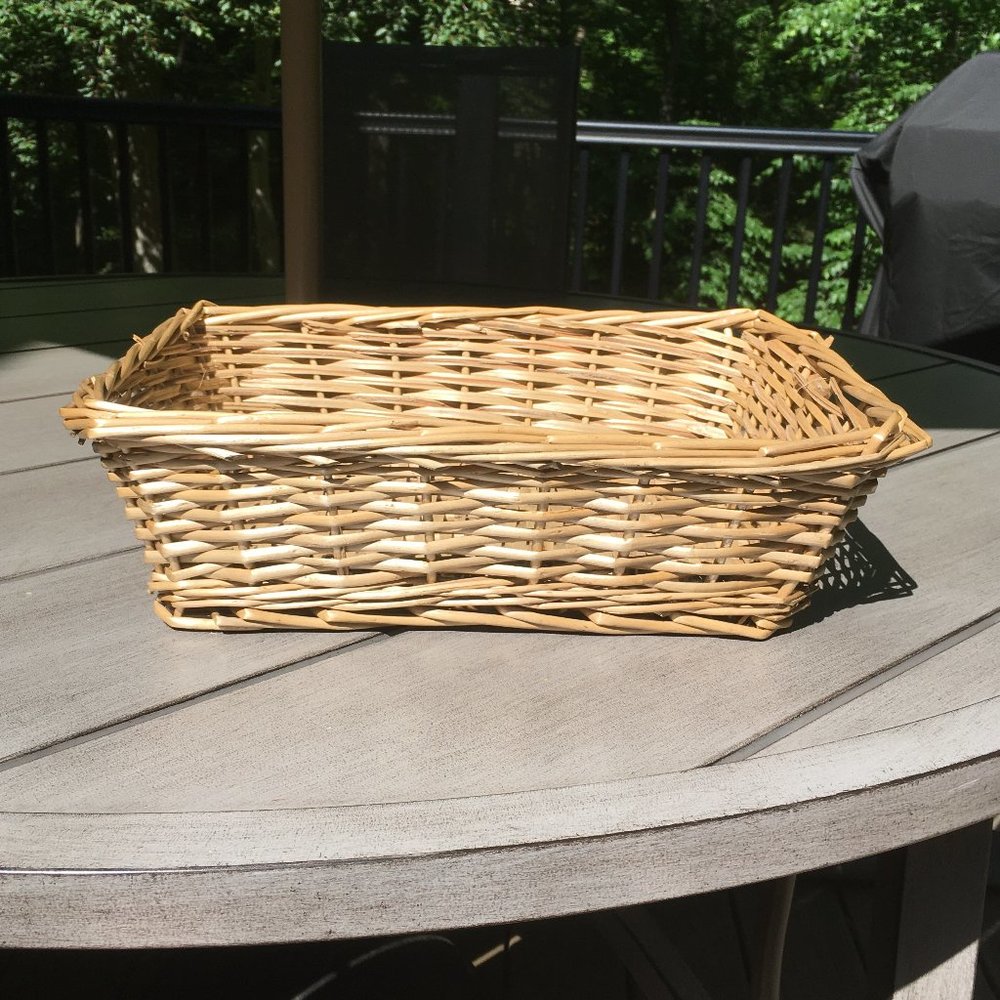 VINTAGE WICKER BASKET